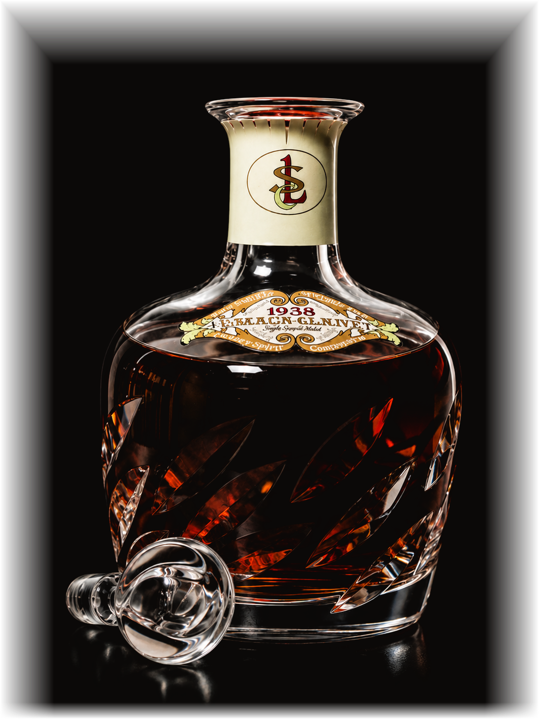 Macallan-Glenlivet 1938 — Lalique engraved crystal decanter